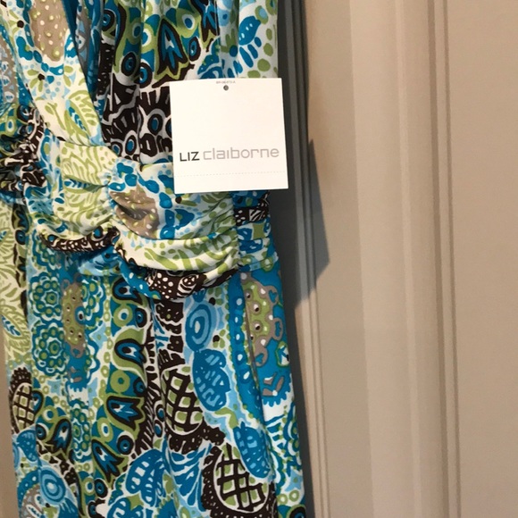 Dress - Picture 3 of 4